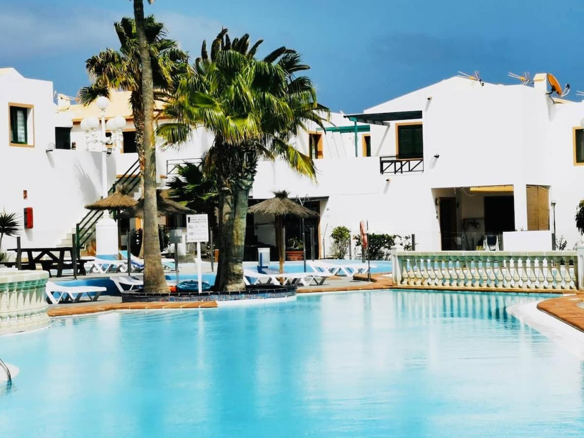 Puerta Del Sol Daire Caleta De Fuste Dış mekan fotoğraf